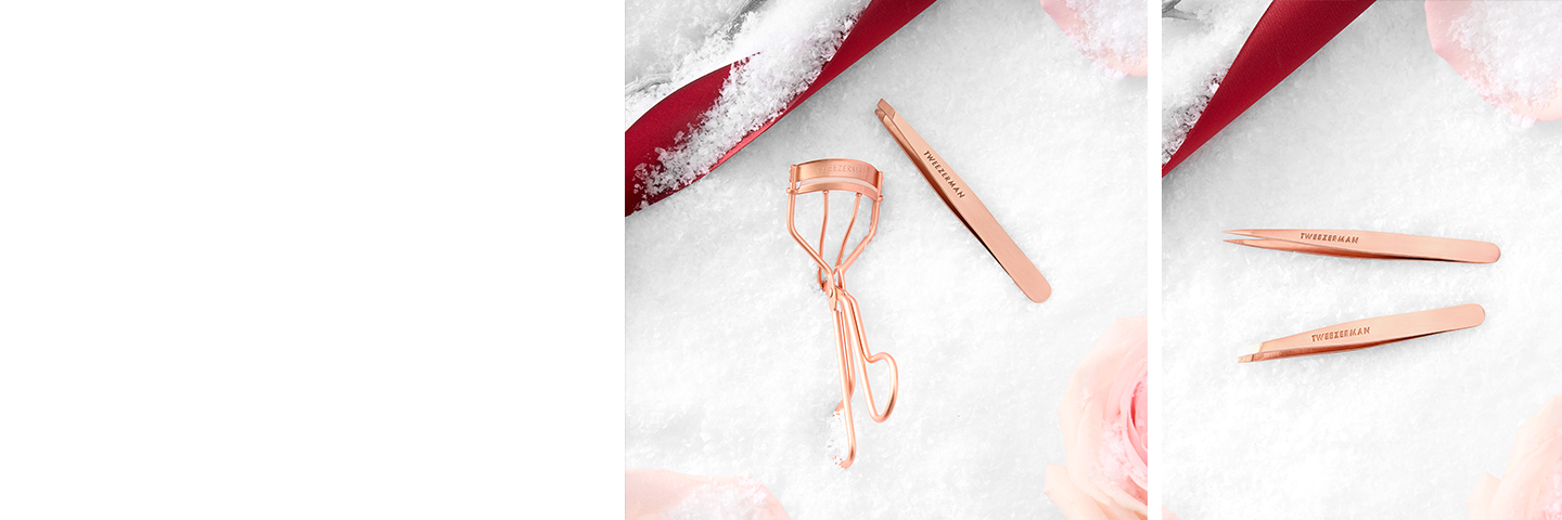 Rose Gold Wimpern Curler und Tweezer vor festlichem Hintergrund – perfekte Beauty Tools für glamouröse Augenblicke in der Holiday Season.