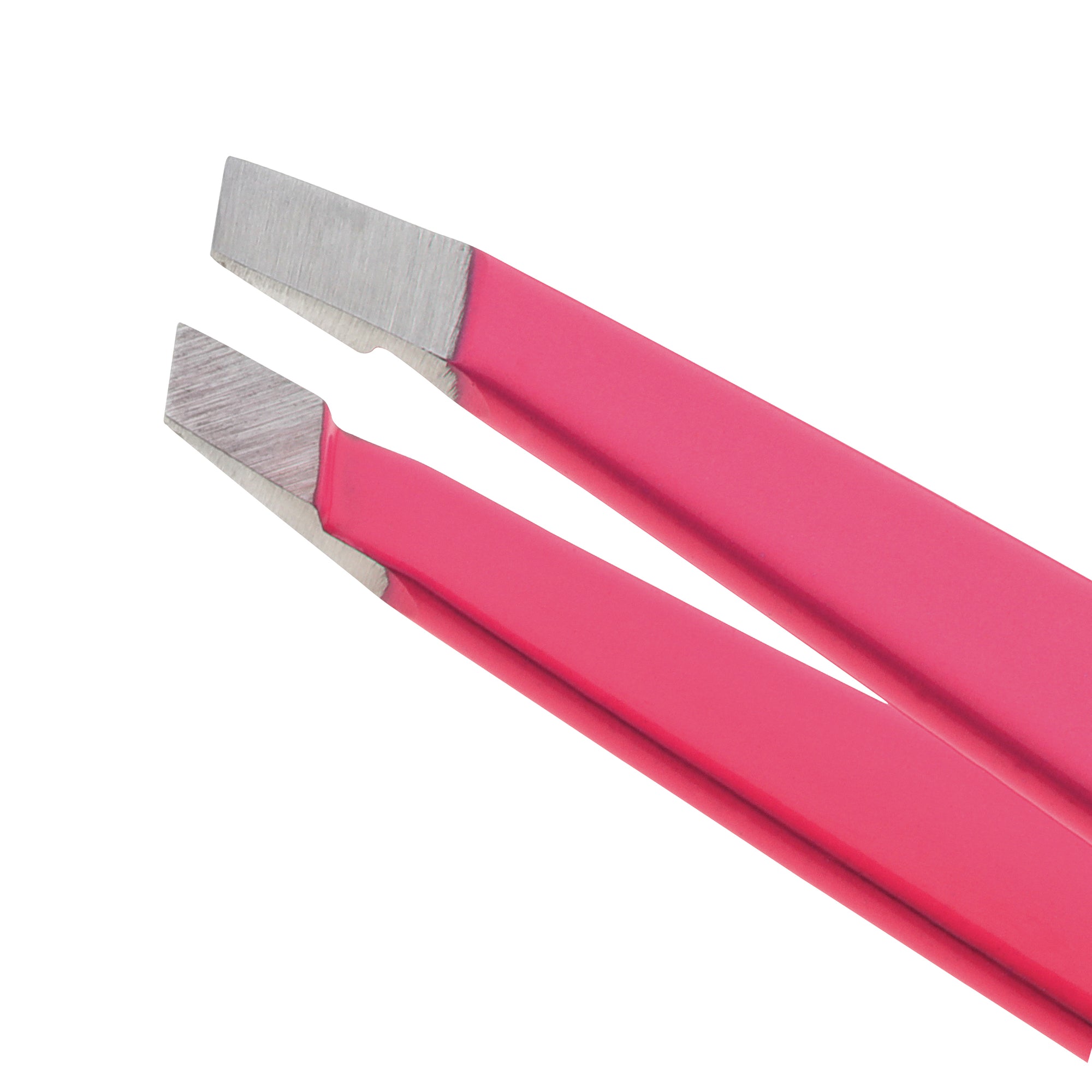Nahaufnahme der Spitzen einer TWEEZERMAN schräge Pinzette in neon pink aus rostfreiem Edelstahl mit handgeschliffenen Spitzen.