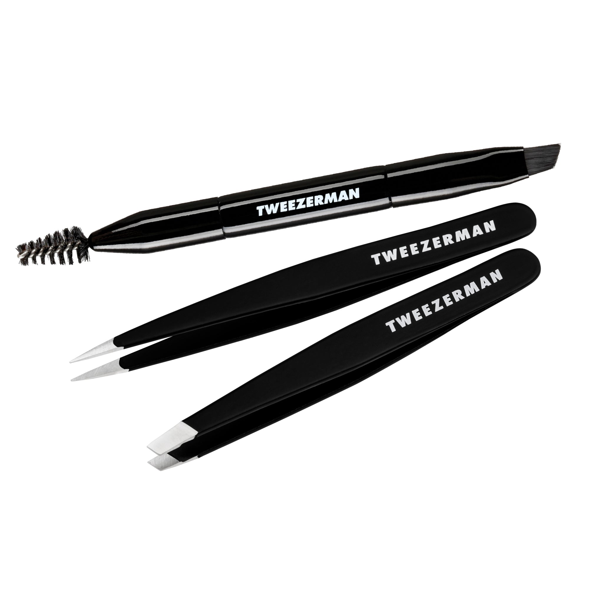 TWEEZERMAN Set mit Petite schräger, Petite spitzer Pinzette in schwarz und einer Mini Augenbrauenbürste.