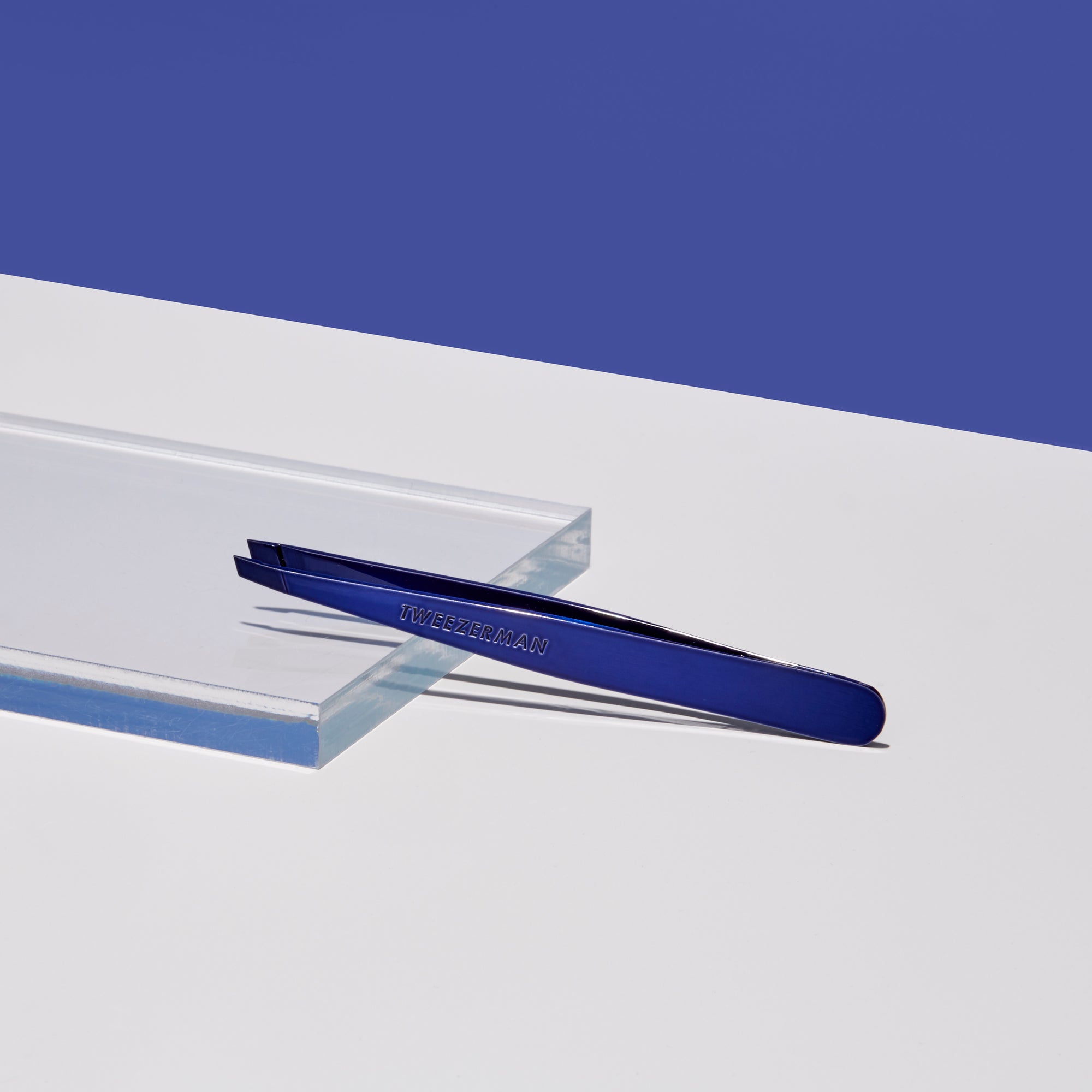 Slant Tweezer - 45th Birthday - Schräge Pinzette, Cobalt