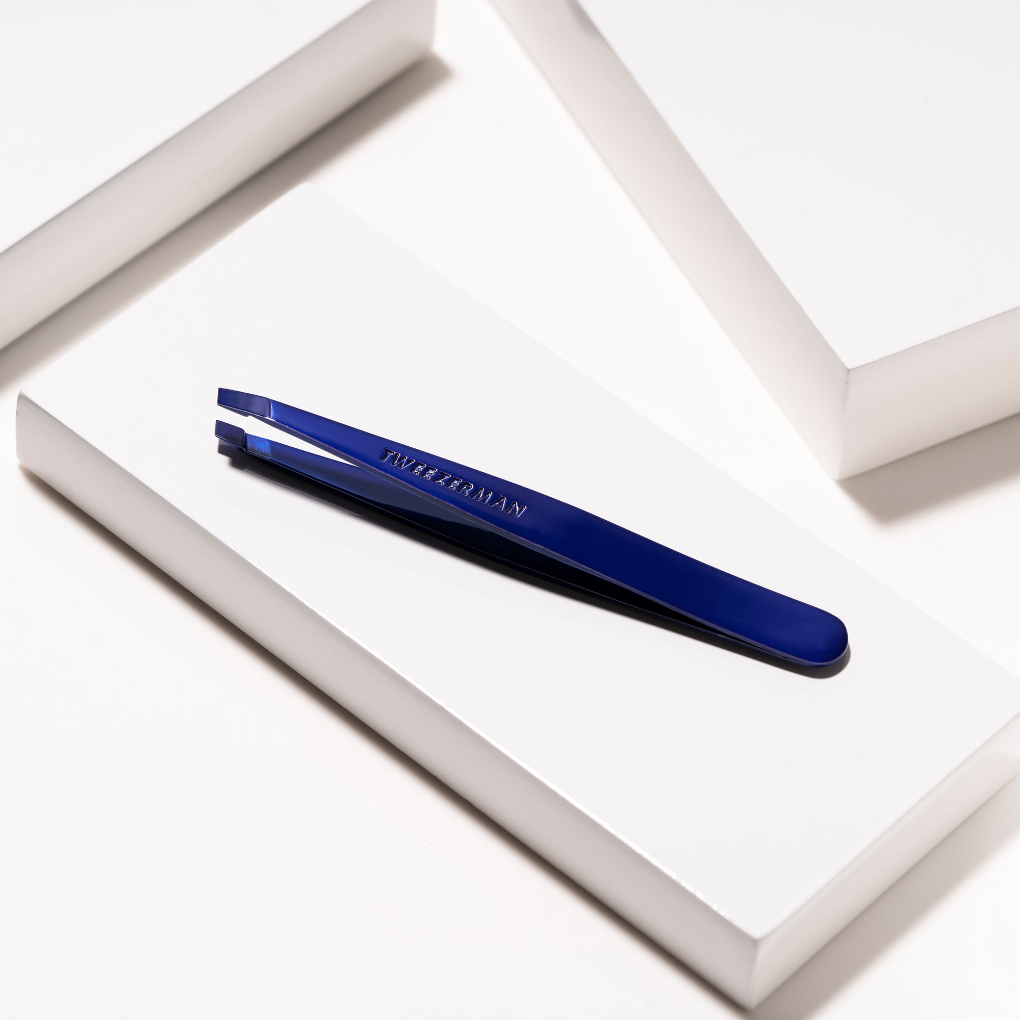 Slant Tweezer - 45th Birthday - Schräge Pinzette, Cobalt