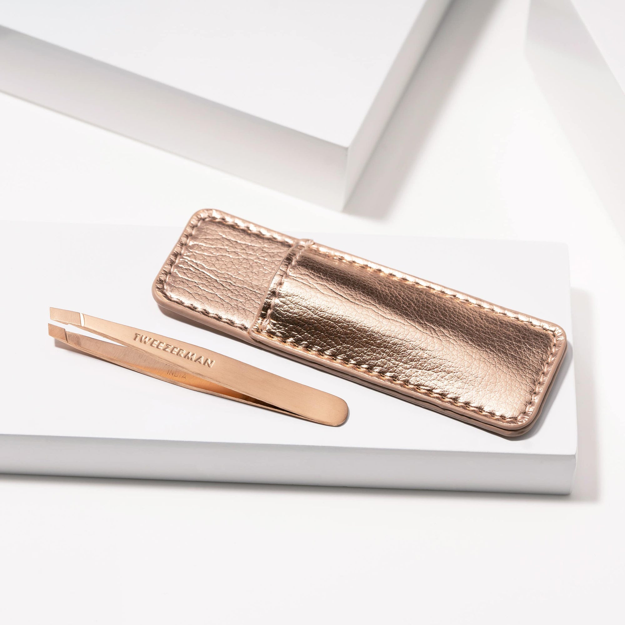 Mini Slant Tweezer &amp; Case - Schräge Mini Pinzette mit Etui, Rose Gold