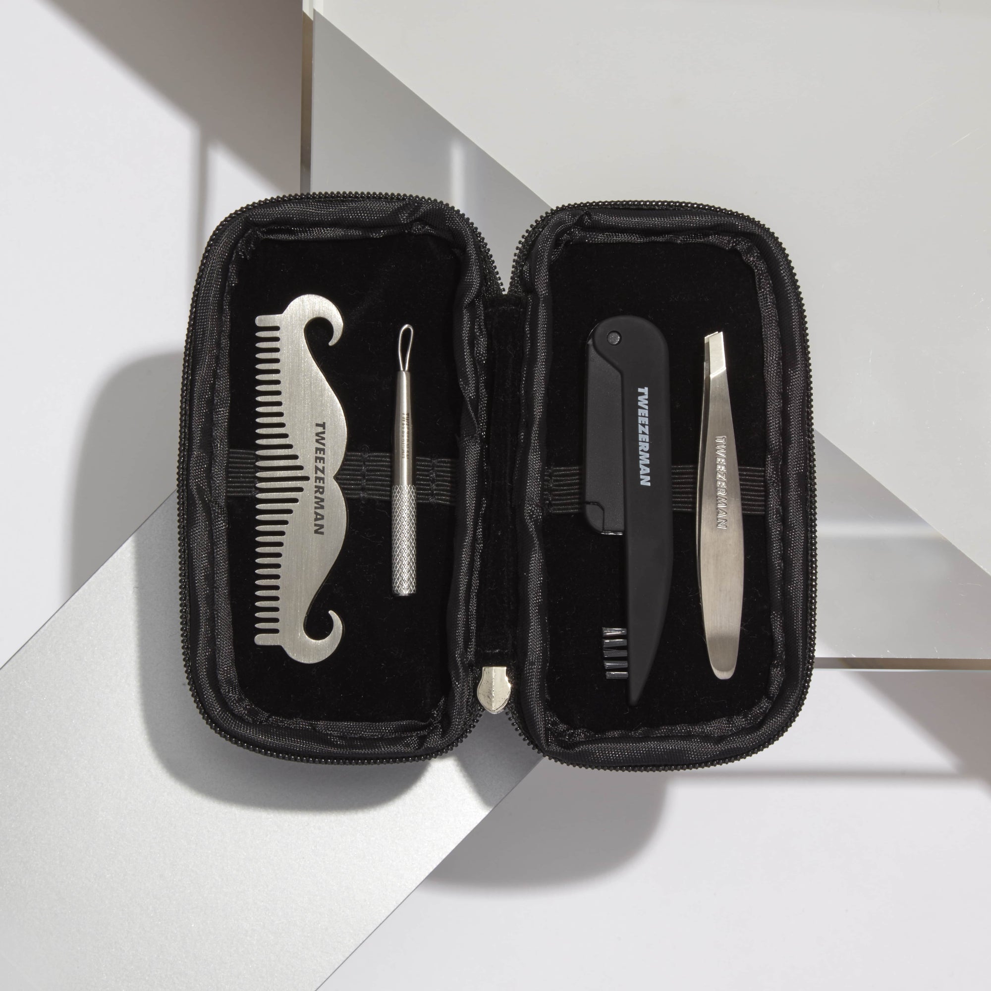Travel Tool Essentials Kit - Reisepflege Set