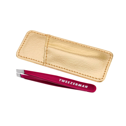 TWEEZERMAN Mini schräge Pinzette in fuchsia aus rostfreiem Edelstahl mit Etui.