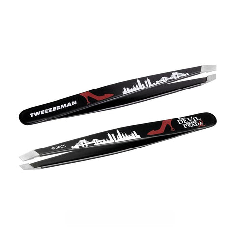 TWEEZERMAN Slant Tweezer - Schräge Pinzette aus der Disney The Devil Wears Prada 2 Kollektion