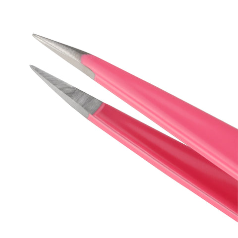 Nahaufnahme der Spitzen einer TWEEZERMAN spitzen Pinzette in pink aus rostfreiem Edelstahl.