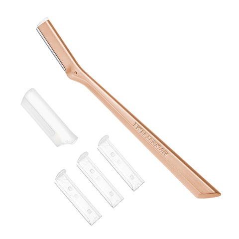 TWEEZERMAN Gesichtshaarrasierer in Rose Gold  mit ausgezeichneter Ergonomie sowie scharfen und robusten Klingen aus rostfreiem Edelstahl.