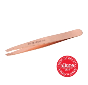 TWEEZERMAN schräge Pinzette in rose gold aus rostfreiem Edelstahl mit handgeschliffenen Spitzen.