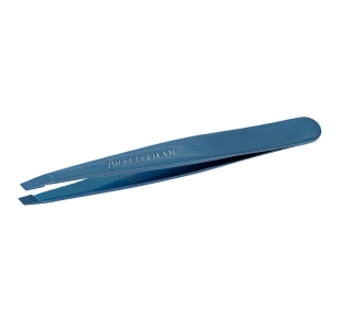 TWEEZERMAN schräge Pinzette in blau aus rostfreiem Edelstahl mit handgeschliffenen Spitzen.